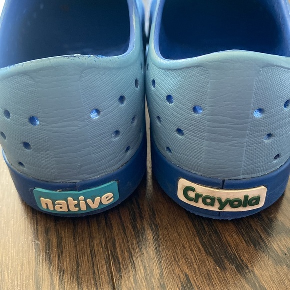 Native x Crayola Jefferson Shoes - Picture 5 of 6